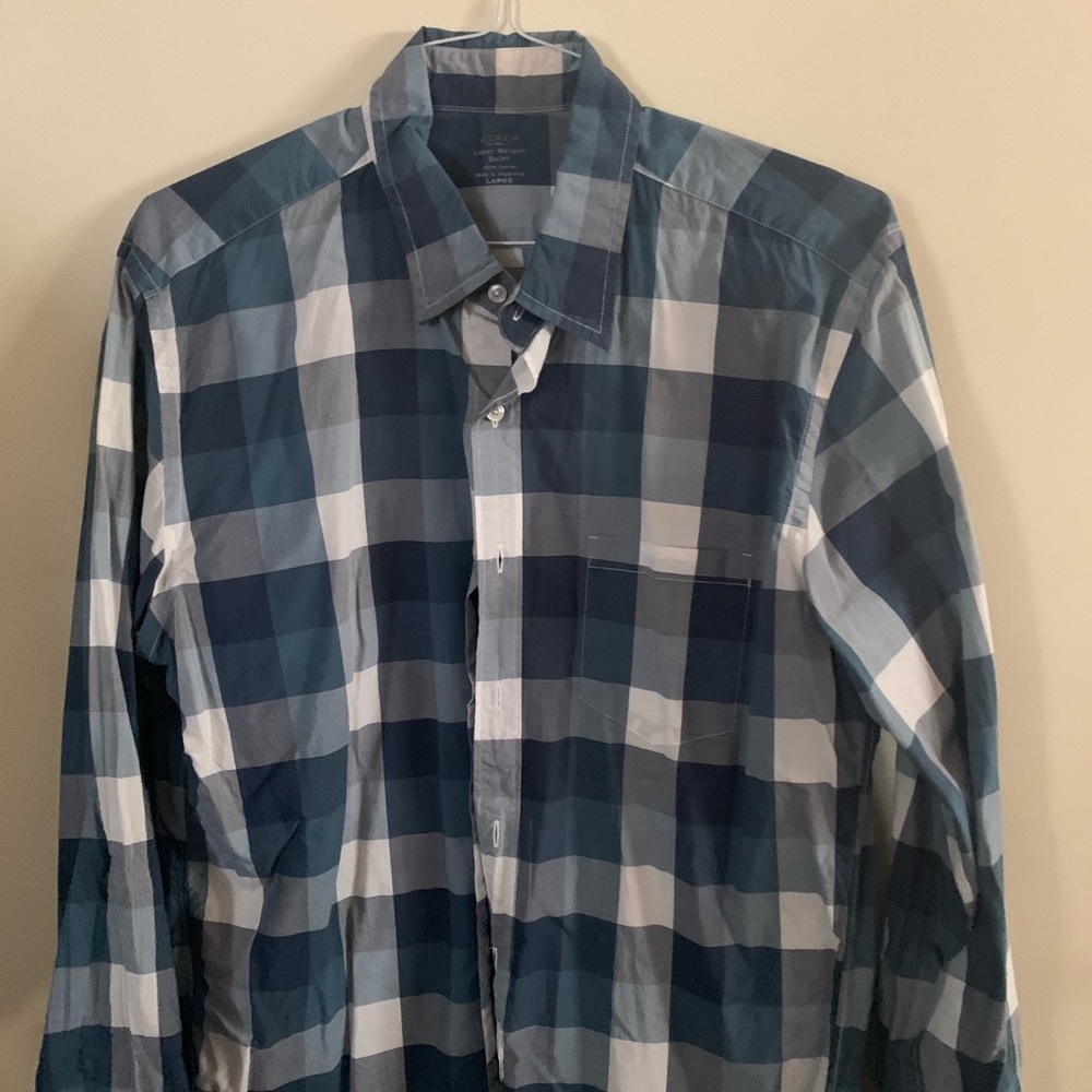 men’s button down shirt